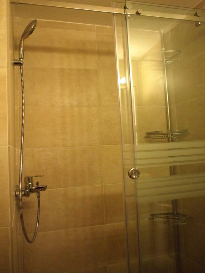 Appartamento Cosy Flat Posh Quartier Kolonaki Atene Esterno foto
