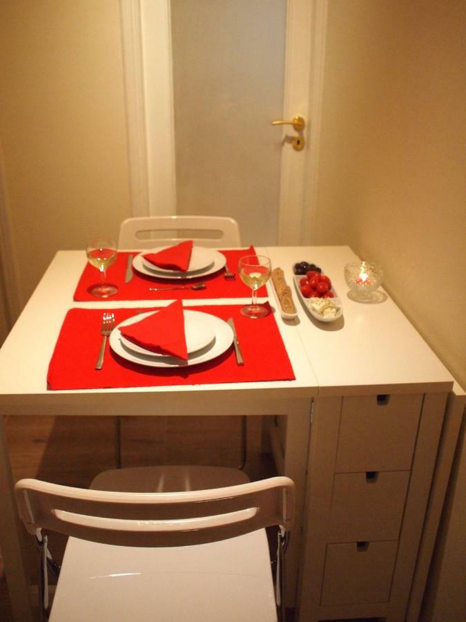 Appartamento Cosy Flat Posh Quartier Kolonaki Atene Esterno foto