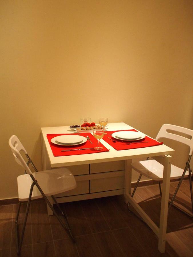 Appartamento Cosy Flat Posh Quartier Kolonaki Atene Esterno foto